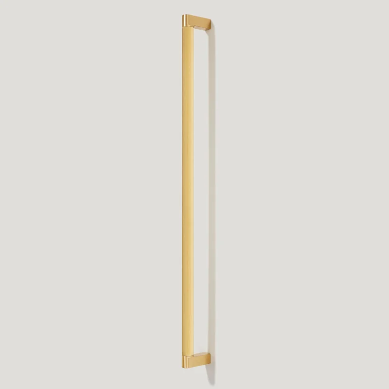 BECKER Heavyweight D Bar Appliance Pull - Brass