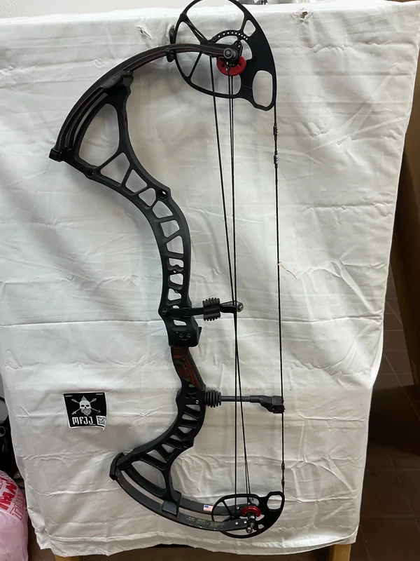 BOWTECH INSANITY CPX - LH/BLACK/70 - BTICPXLHB70 - 3 - USED BOW!!!