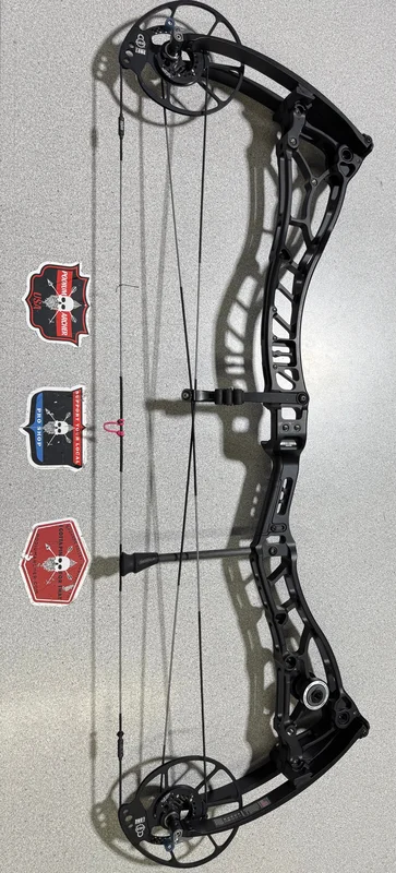 BOWTECH PROVEN 34 - RH/BLACK/70 -4558- USED BOW