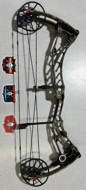 BOWTECH SOLUTION SS - RH/CAMO/60 -0007- USED BOW