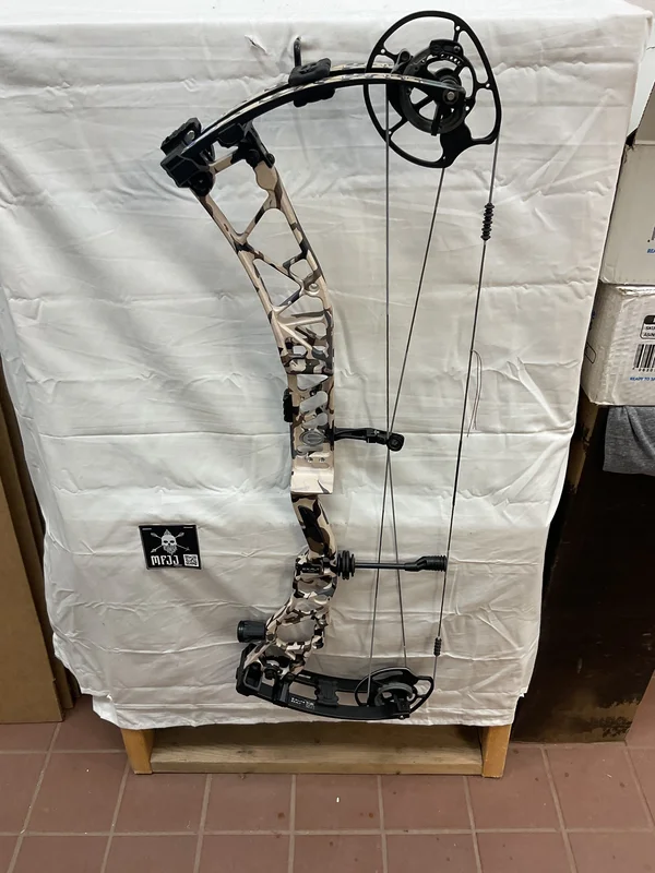 ELITE Exalt 35 - RH/VUNI/70 - EE35RHV70-3