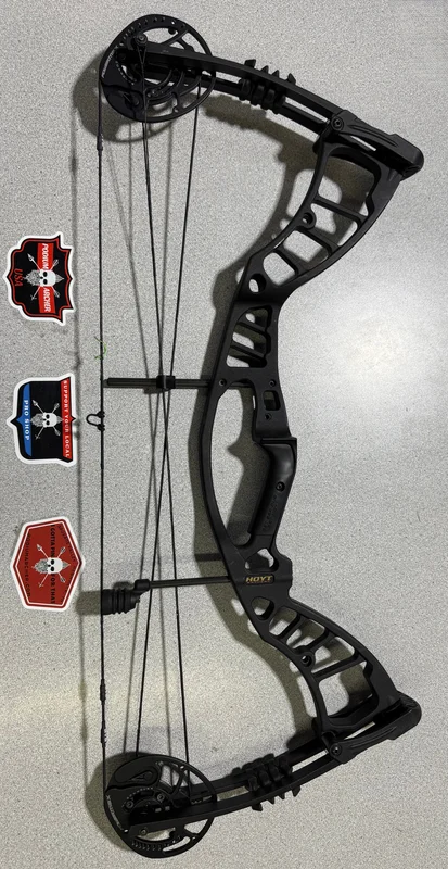 HOYT POWERMAX - LH/BLACK/70 -9737- USED BOW