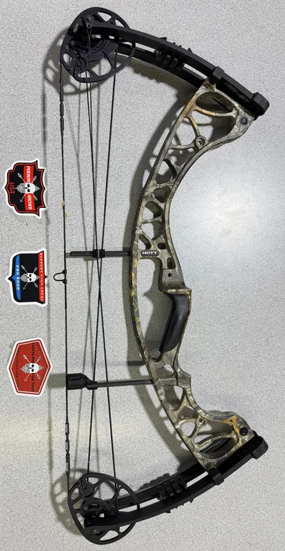 HOYT TORREX - LH/Realtree/60 -9562- USED BOW