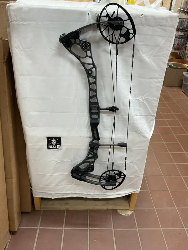 MATHEWS HALON 32 6 - RH/Stone/70 - MH326RHS70 -9- USED BOW!!!!