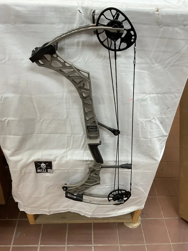 MATHEWS PRIMA - RH/GRANITE/40 - MPRHG40 - 2 - USED!!!