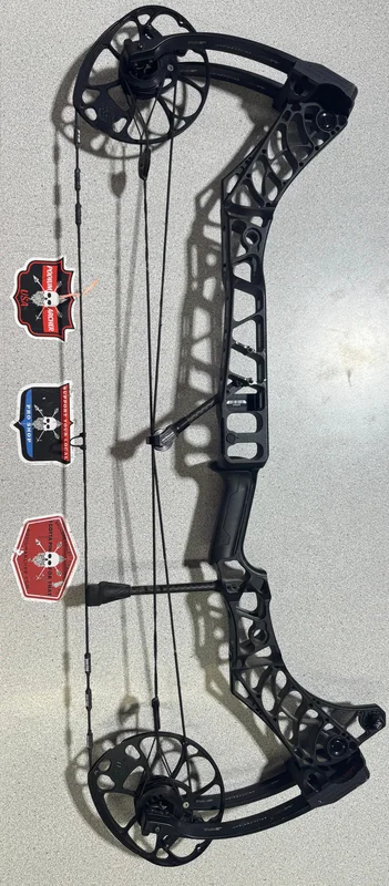 MATHEWS V3 31 - RH/BLACK/75 -3076- USED BOW