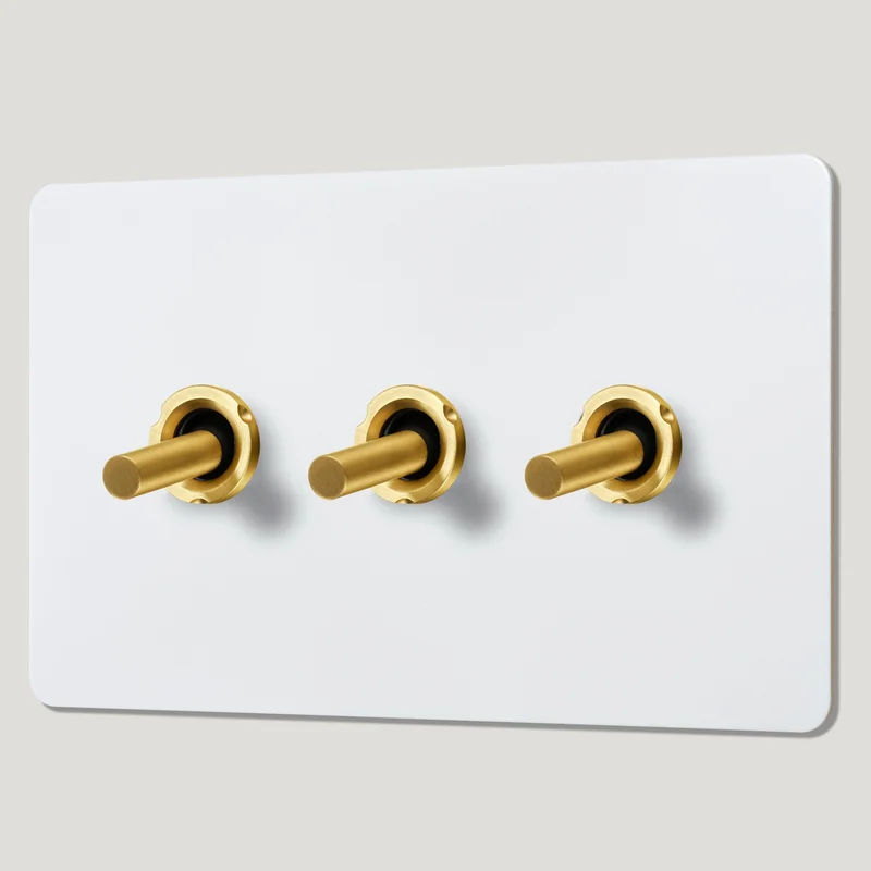 MAXWELL 3G Paintable Toggle Switch - Brass