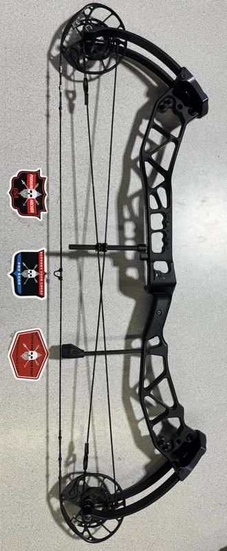 PSE EVO EVL 34 - RH//70/BLACK - 1805- USED BOW