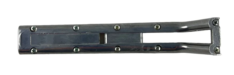 Roberts 10-412-06A Kicker Bottom Plate w/ Screws
