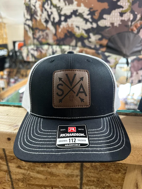 SVA Richardson 112 hats green/black and black/white green/black back